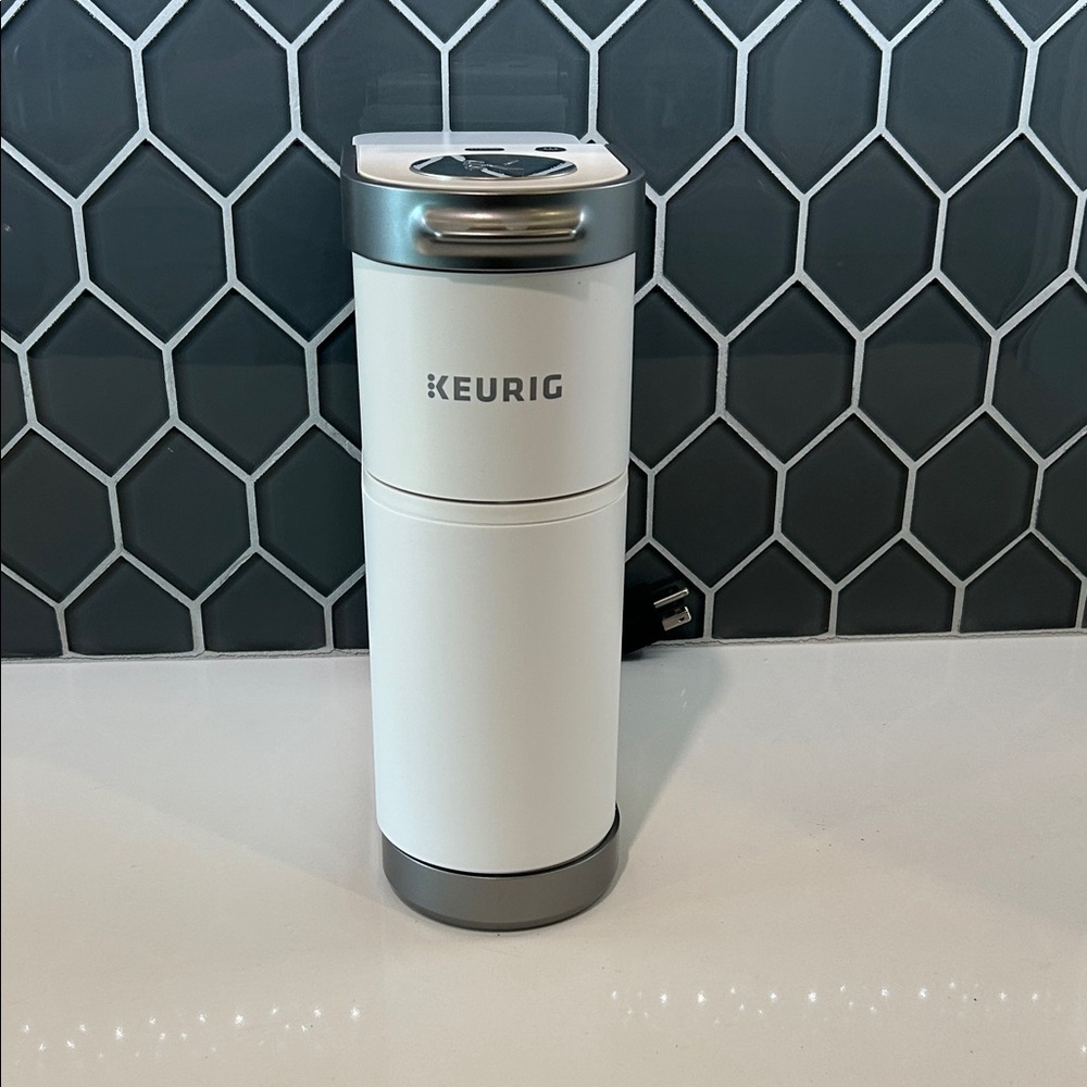 Keurig Single-Serve Coffee Brewer in White and Silver - Picture 3 of 6